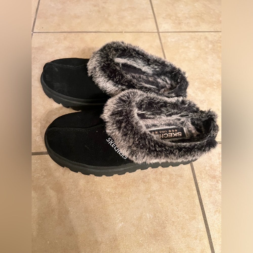Sketchers mules clog